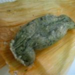 green-peruvian-tamalito-in-banana-leaf