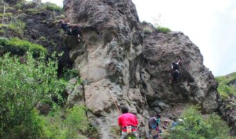 rockclimbing-los-olivos-mo-me-on-left