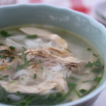 vietnamese chicken noodle soup pho' ga