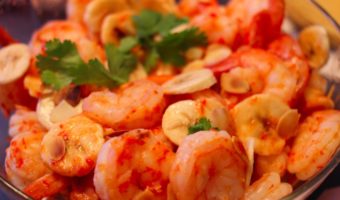 shrimp with almonds bananas and agua diabla