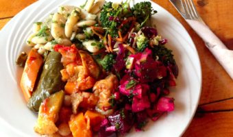 omnivore-mixed-salad-plate