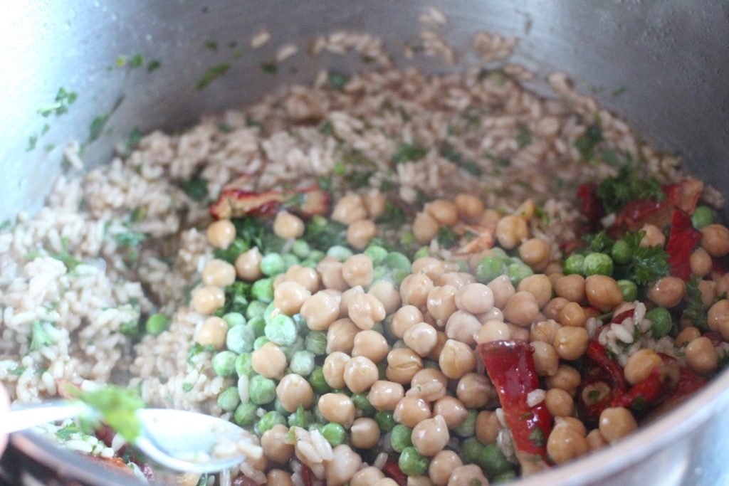 vegetarian-risotto-peas-chicpeas