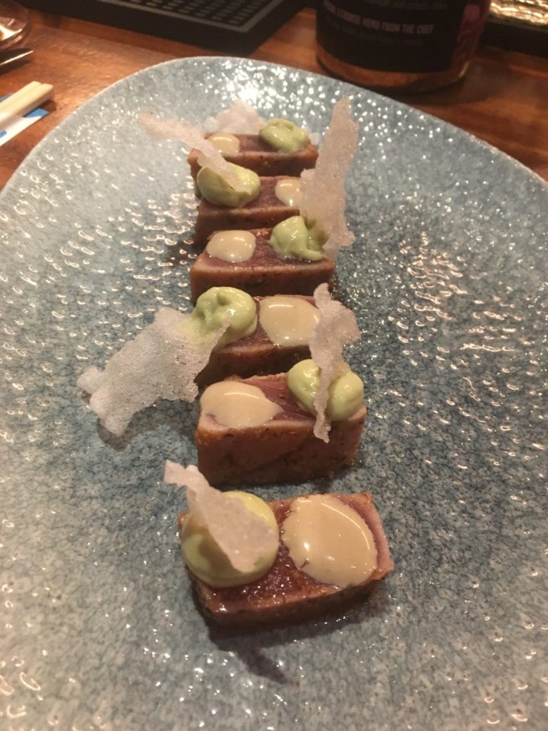 aruba-lobby-restasurant-tuna-tataki-aioli